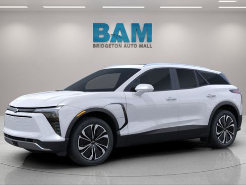 New 2025 Chevrolet Blazer EV LT image 5