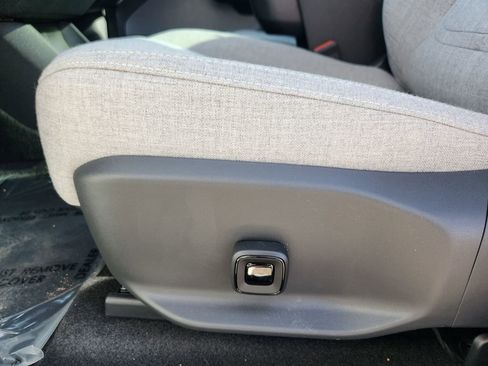 New 2026 Volvo EX30 Ultra w/ Climate Package image 14