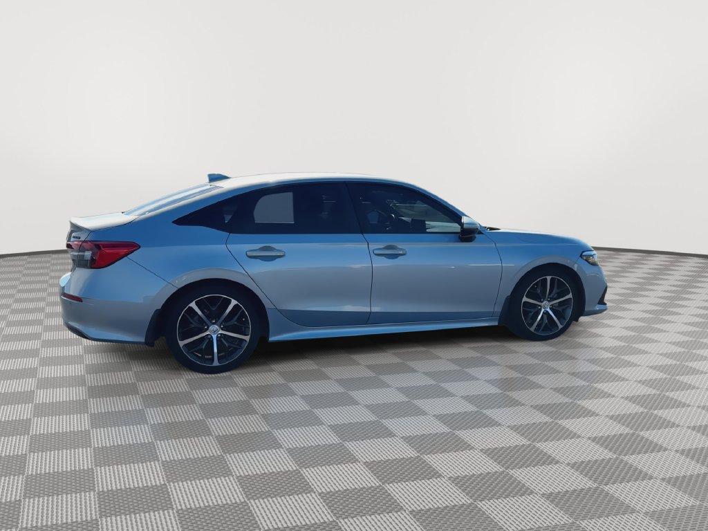 Used 2022 Honda Civic Touring image 9