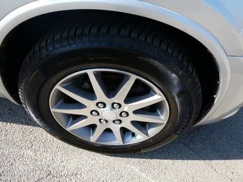 Used 2014 Buick Enclave Leather w/ Trailering Provision Package image 29