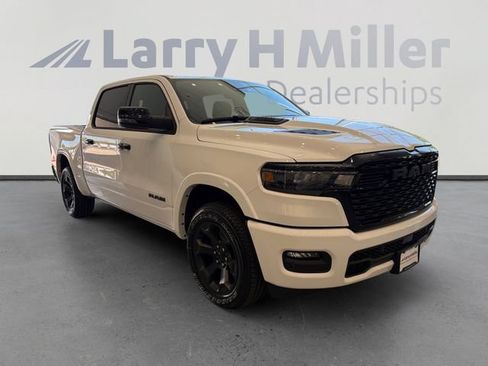 New 2026 RAM 1500 Big Horn AWD/4WD image 7