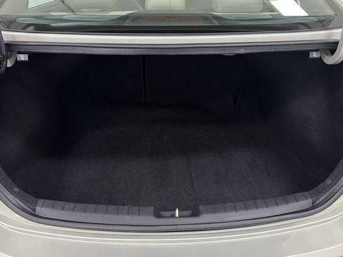 Used 2018 Hyundai Elantra Limited w/ Limited Ultimate Package 02 image 28