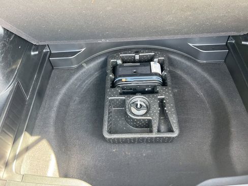Certified 2022 Jeep Cherokee Latitude Lux FWD image 41