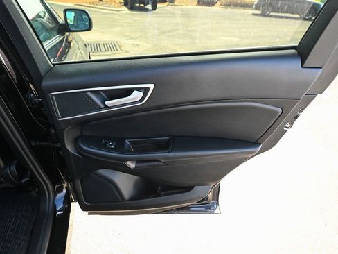 Certified 2024 Ford Edge SEL w/ Convenience Package image 30