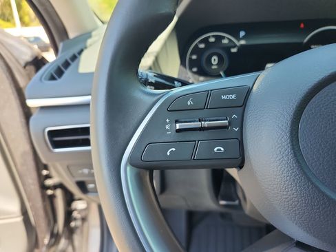 Used 2021 Hyundai Sonata SEL w/ Convenience Package image 12