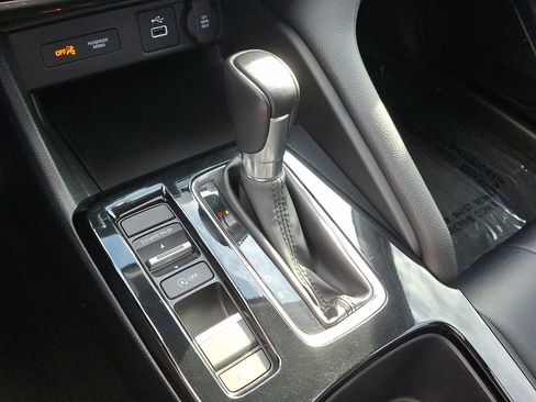 Used 2024 Acura Integra image 18