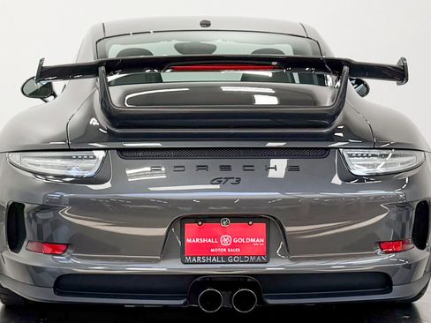Used 2015 Porsche 911 GT3 RWD image 8