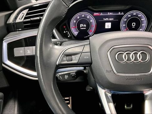 Used 2021 Audi Q3 2.0T Premium Plus w/ Premium Plus Package AWD/4WD image 13