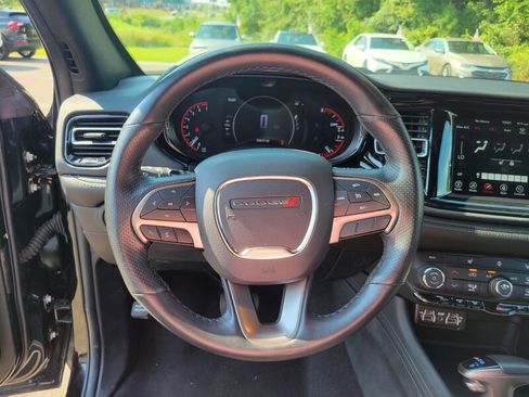 Used 2024 Dodge Durango SXT image 10