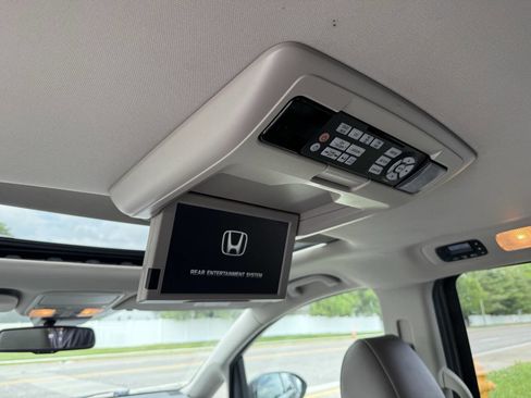 Used 2014 Honda Odyssey EX-L image 14