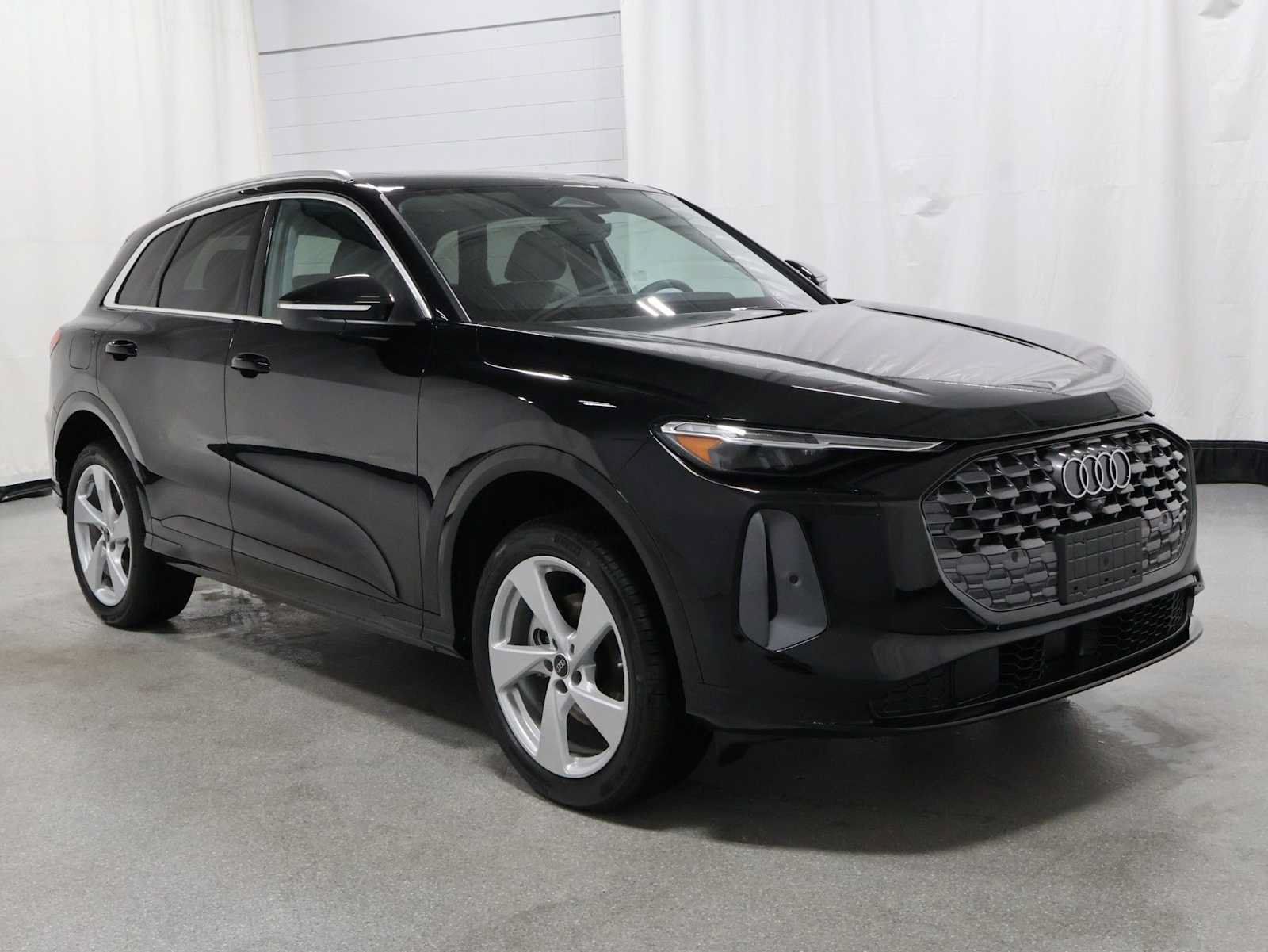 New 2026 Audi Q5 Premium Plus AWD/4WD image 13