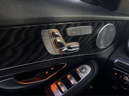 Used 2015 Mercedes-Benz C 300 4MATIC Sedan image 17