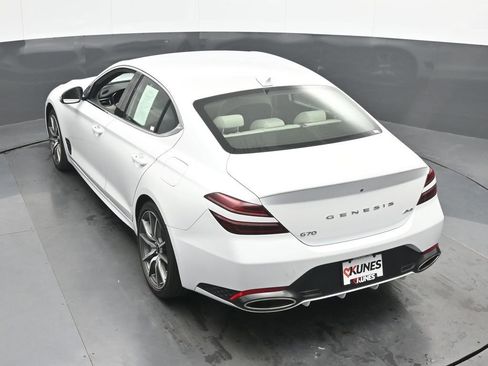Used 2024 Genesis G70 2.5T image 44