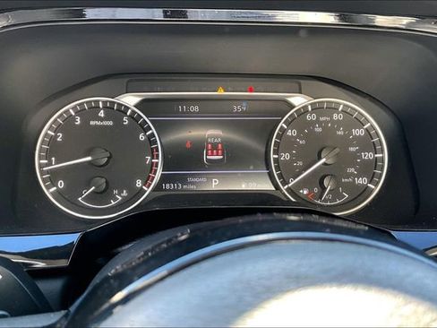 Used 2024 Nissan Pathfinder SL w/ SL Premium Package image 10