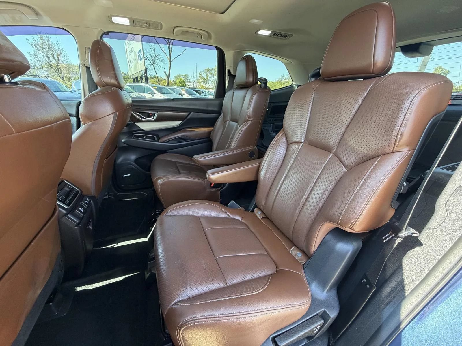 Used 2019 Subaru Ascent Touring AWD/4WD image 17