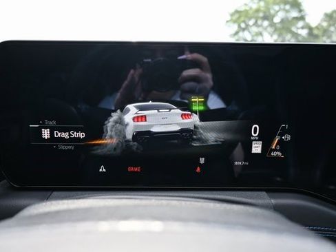 Used 2024 Ford Mustang Dark Horse image 41