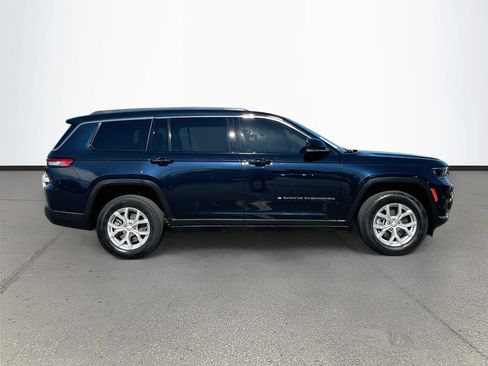 Used 2023 Jeep Grand Cherokee L Limited w/ Luxury Tech Group II RWD image 8