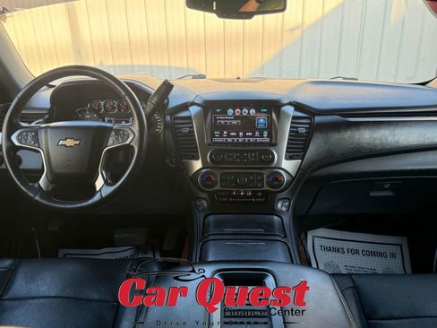 Used 2018 Chevrolet Tahoe Premier AWD/4WD image 24