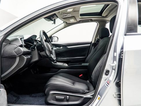 Used 2021 Honda Civic EX image 32