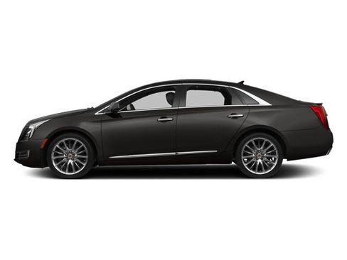 Used 2013 Cadillac XTS Luxury w/ Driver Awareness Package AWD/4WD image 3