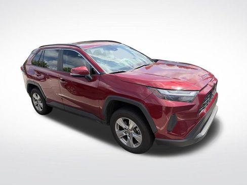 Used 2023 Toyota RAV4 XLE w/ Convenience Package FWD image 1