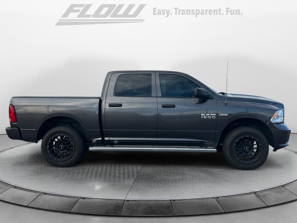 Used 2017 RAM 1500 Express AWD/4WD image 10