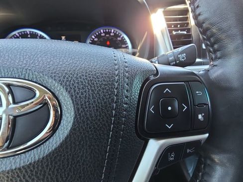 Used 2019 Toyota Highlander Limited Platinum image 19