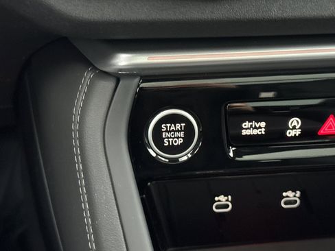 New 2025 Audi Q5 Premium Plus image 22