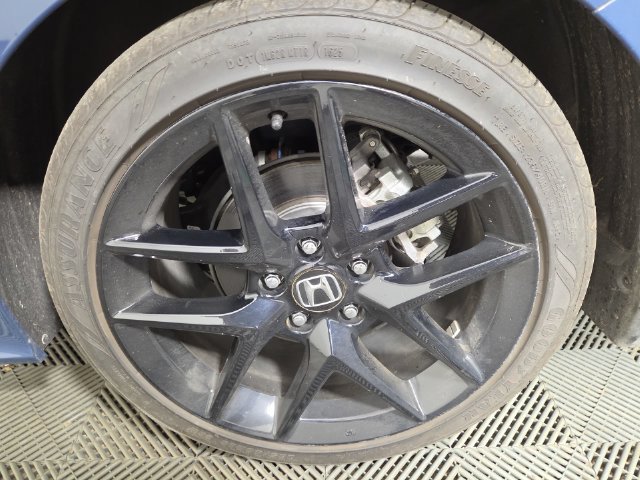 Used 2025 Honda Civic Sport image 12
