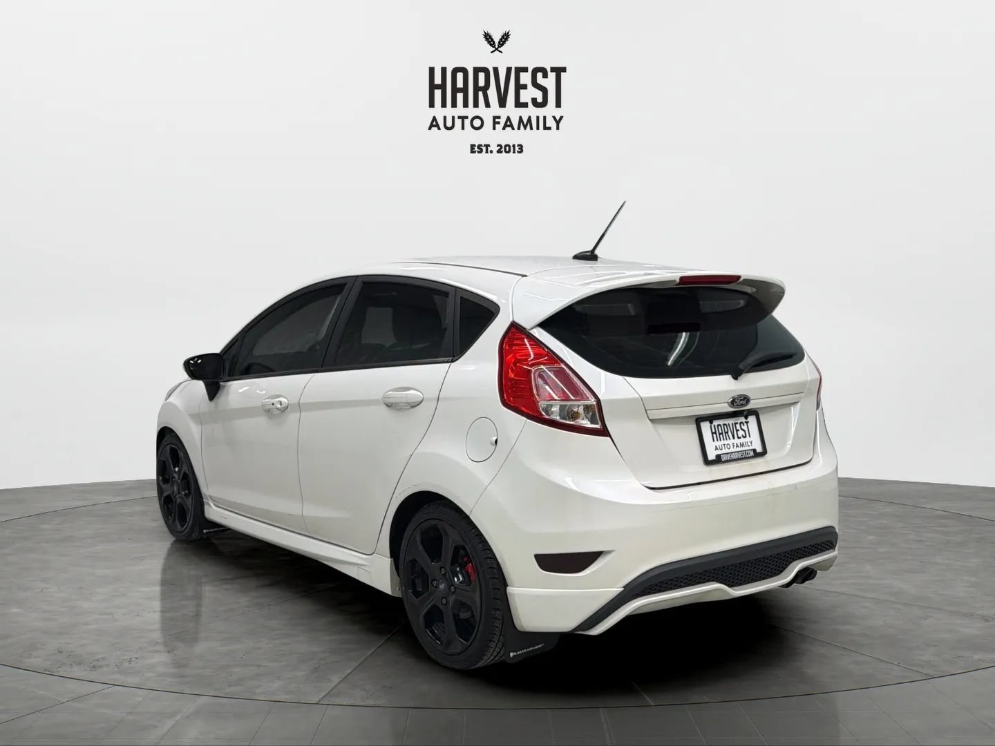 Used 2019 Ford Fiesta ST FWD image 4