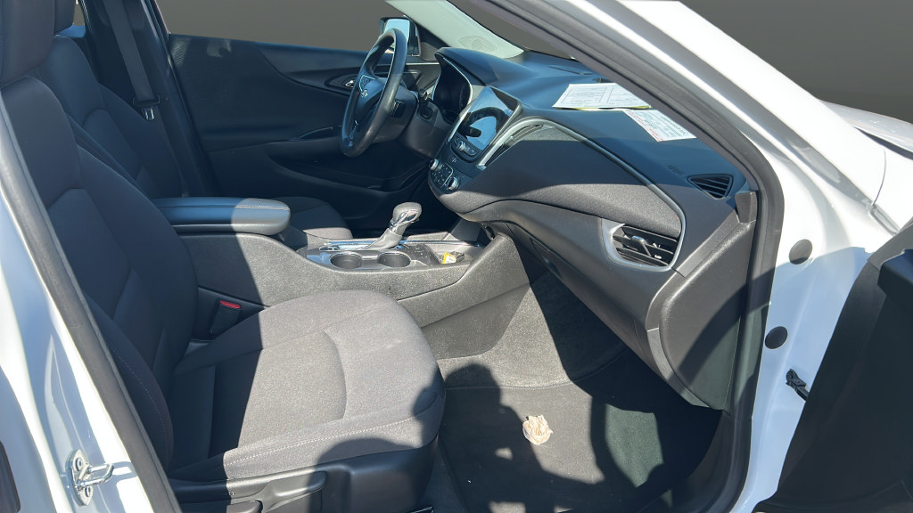Used 2024 Chevrolet Malibu LT FWD image 19