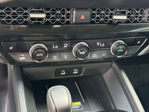Used 2025 Honda Accord EX-L image 17