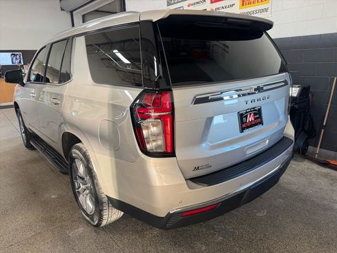 Used 2022 Chevrolet Tahoe LT w/ LT Signature Plus Package image 7