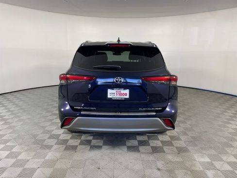 Used 2023 Toyota Highlander Platinum AWD/4WD image 22