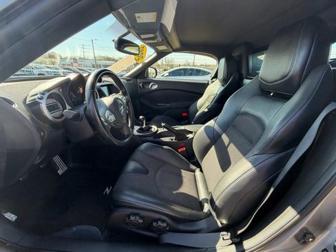 Used 2010 Nissan 370Z Touring w/ Sport Pkg RWD image 10