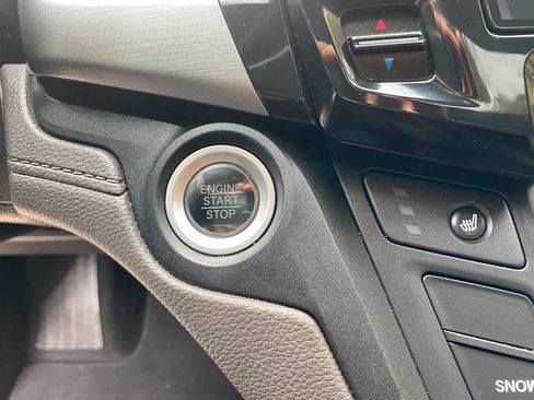 Used 2019 Honda Odyssey EX-L image 19