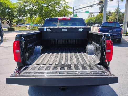 Used 2022 Chevrolet Colorado LT w/ Fleet Safety Package RWD image 12