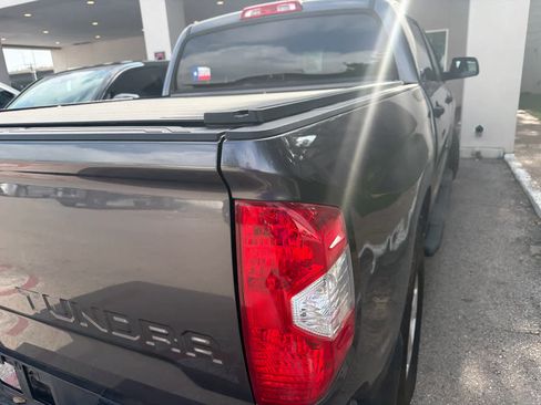 Used 2021 Toyota Tundra SR5 w/ SR5 Upgrade Package RWD image 12