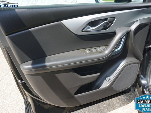 Used 2020 Chevrolet Blazer LT FWD image 26