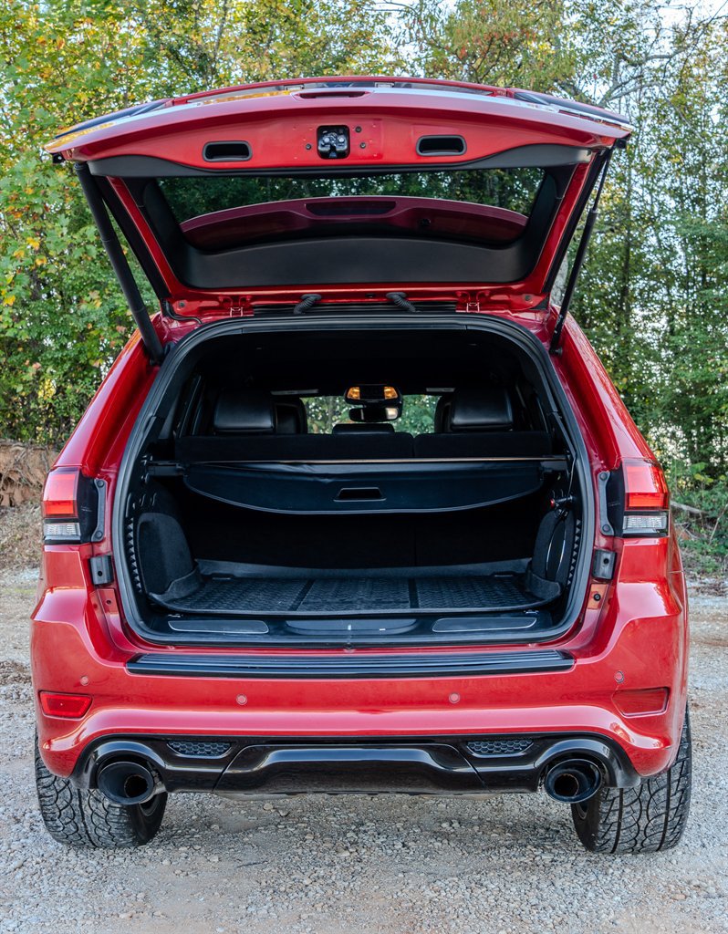Used 2020 Jeep Grand Cherokee SRT AWD/4WD image 9