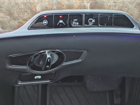 Used 2015 Mercedes-Benz S 550 Sedan image 24