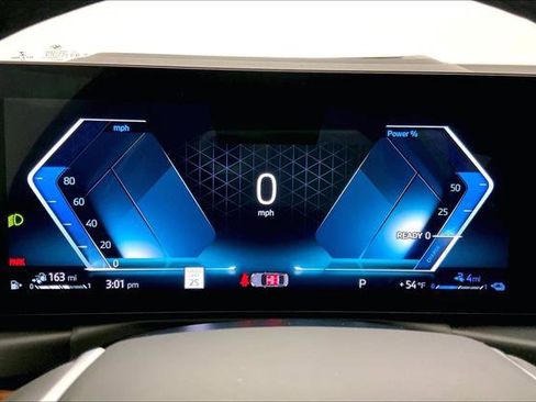 Certified 2023 BMW 330e xDrive w/ Premium Package image 20