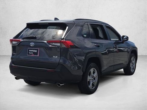 Used 2024 Toyota RAV4 XLE FWD image 5