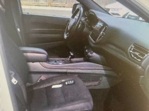 Used 2025 Dodge Durango GT AWD/4WD image 4