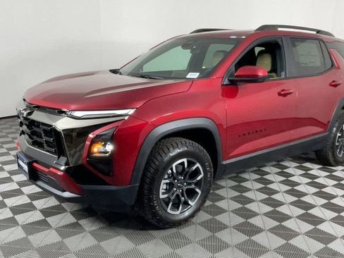 New 2025 Chevrolet Equinox ACTIV image 8