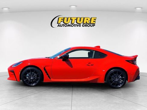 Used 2022 Toyota GR86 Premium w/ ALL Weather Mat Package (TMS) RWD image 7