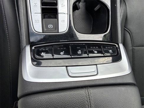 Used 2022 Hyundai Santa Cruz Limited image 31