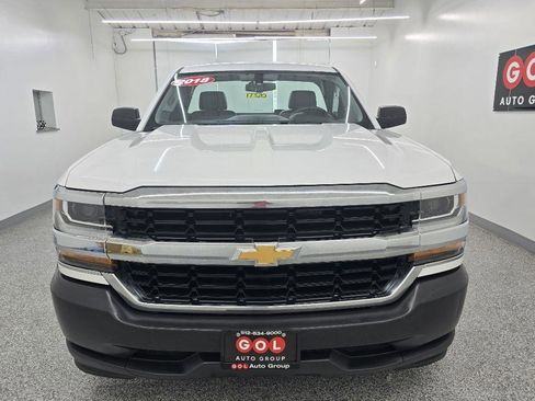 Used 2018 Chevrolet Silverado 1500 W/T w/ Trailering Package RWD image 2