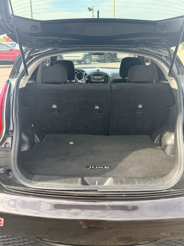 Used 2015 Nissan Juke SV AWD/4WD image 5
