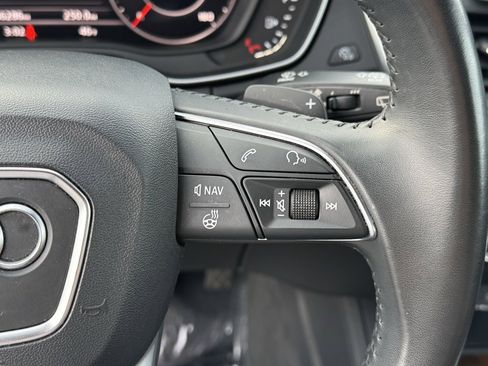 Used 2018 Audi Q5 2.0T Premium Plus w/ Premium Plus Package image 24